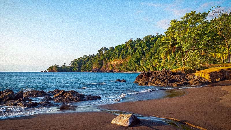 manuel antonio beach costa rica