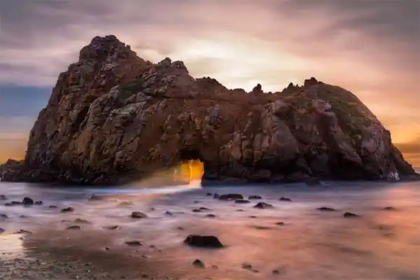 Keyhole arch at Pfeiffer Beach, California