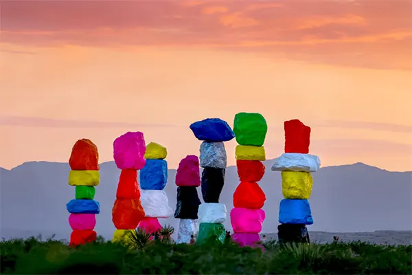 7 Magic Mountains