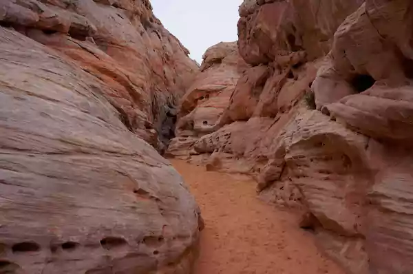 White Domes Trail