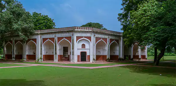 Sunderwala Mahal