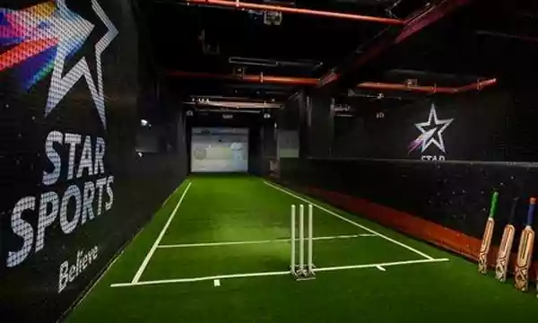 Smaaash Noida Bowling Cricket