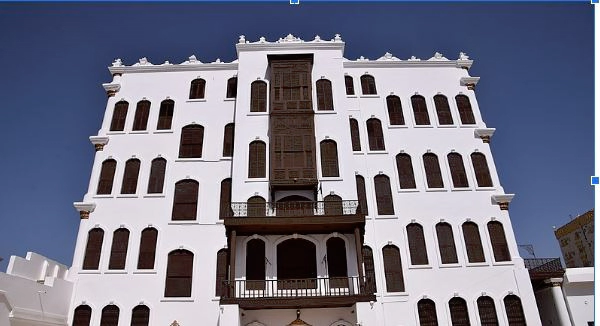 Shubra Palace