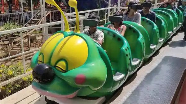 Caterpillar ride in EsselWorld