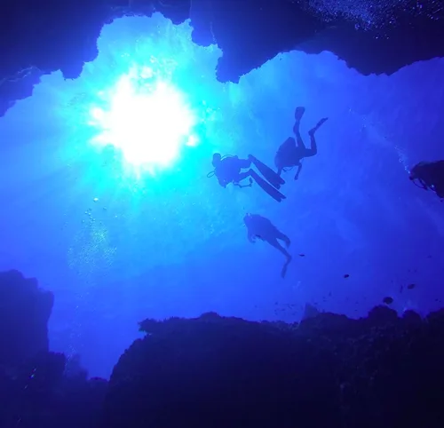 Spotlight-Diving-Site-in-Saipan