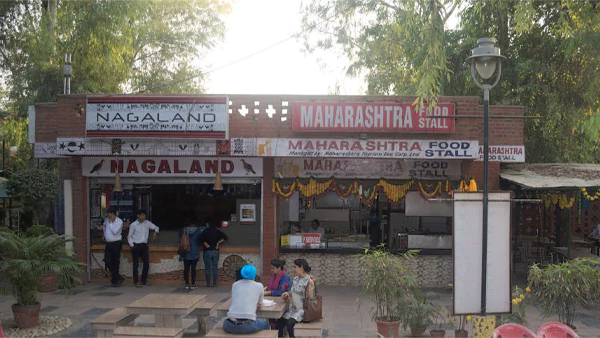 dilli hatt food court