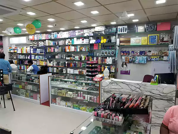 Cosmetics in Kamla Nagar markets