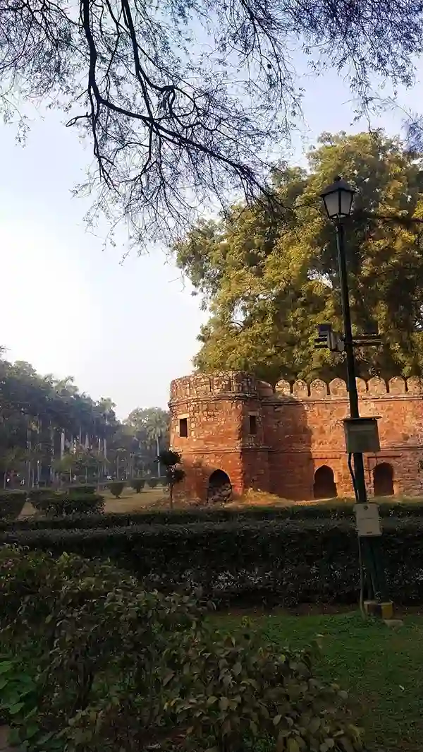 Lodhi Garden Lake1