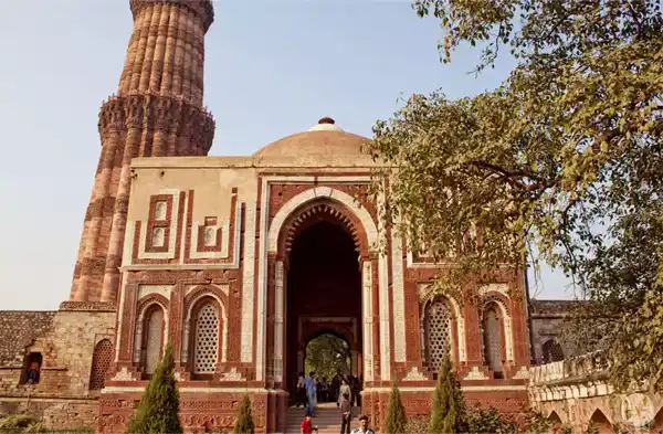 Qutub Minar Closing Time