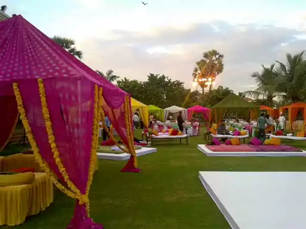 Aquatica Banquet Central Lawn