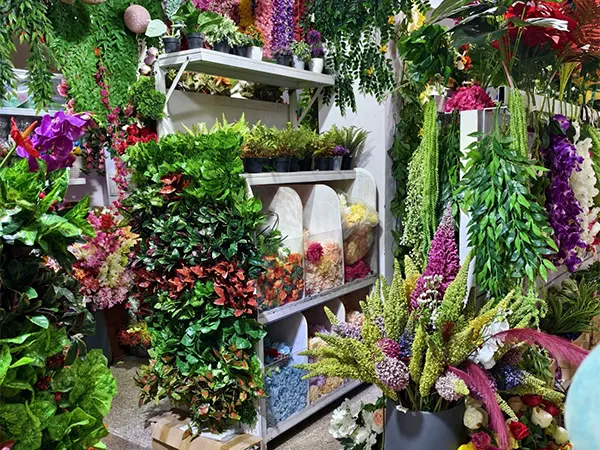 Cheapest Flower Market In Delhi