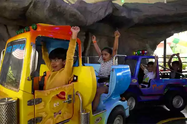 Convoy in Wonderla