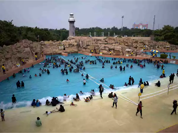 Wave Pools in Wonderla