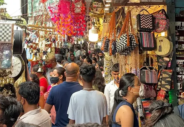 Colaba Cloth Market