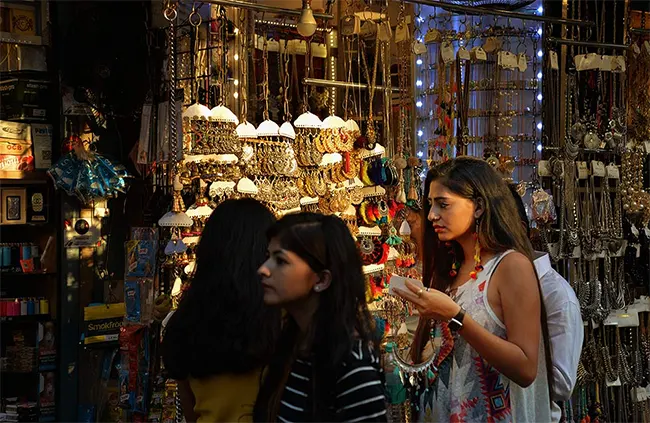 Colaba Market Mumbai