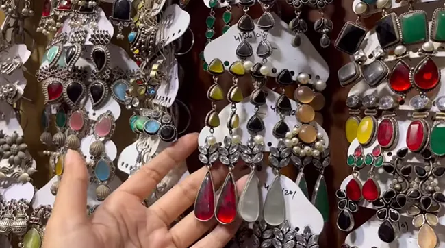Local Market In Mumbai
