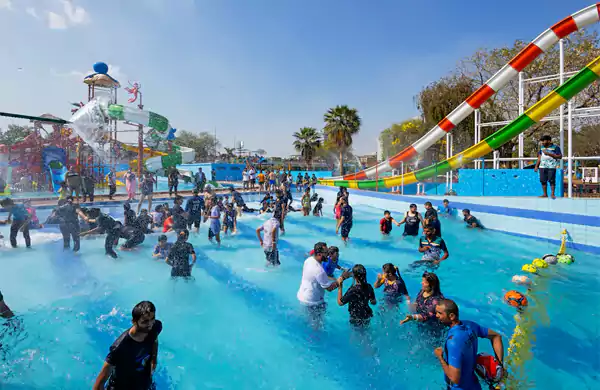 AapnoGhar Water Park in Gurgaon