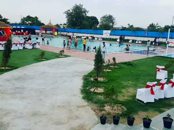 Mannat Water Park in Gurgaon