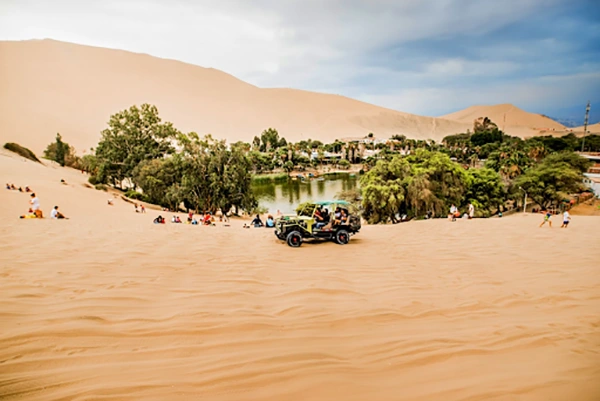 Huacachina Oasis