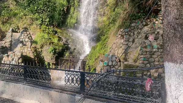 Marina Waterfall