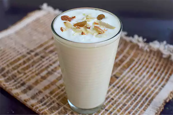Makhania Lassi