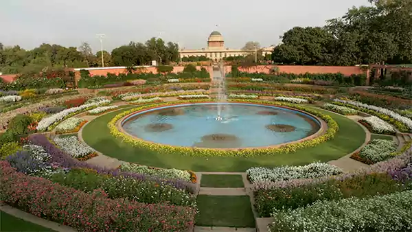 Mughal Garden New Delhii