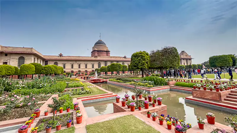 d-Mughal Garden Delhi