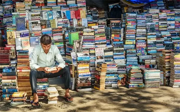 Book Shop, Avenue Road