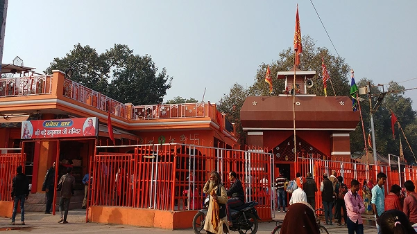 Bade Hanuman ji Temple