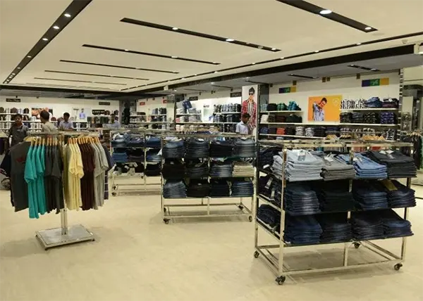  Kalanikethan Shopping Mall