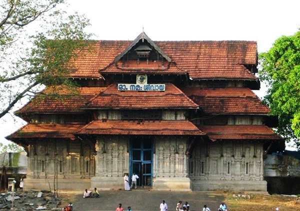 Vadakkunnathan Temple
