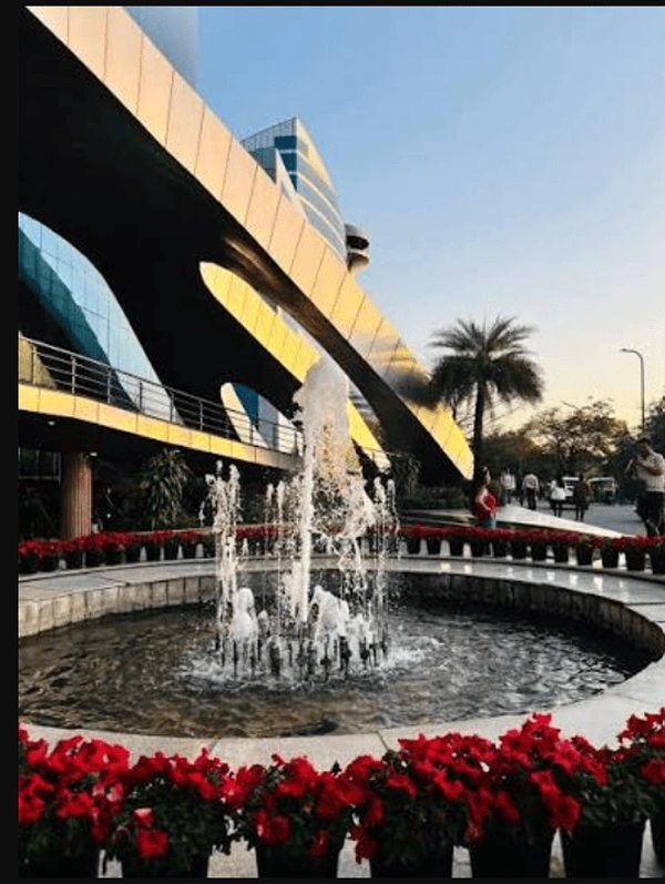 Fountains view in World Trade Park
