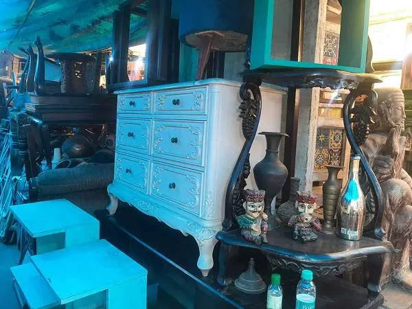 Furniture Shops in Lajpat Nagar
