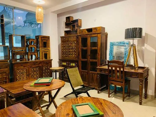 Lajpat Naagar Furniture Market