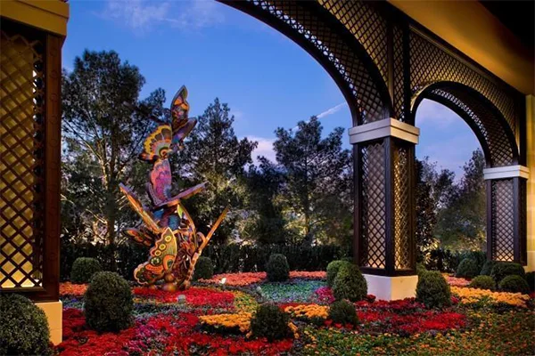 Las Vegas luxury valet entrance
