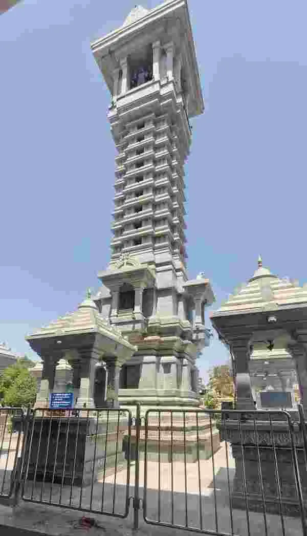 Shree Shanidev Temple in Shani Shingnapur1