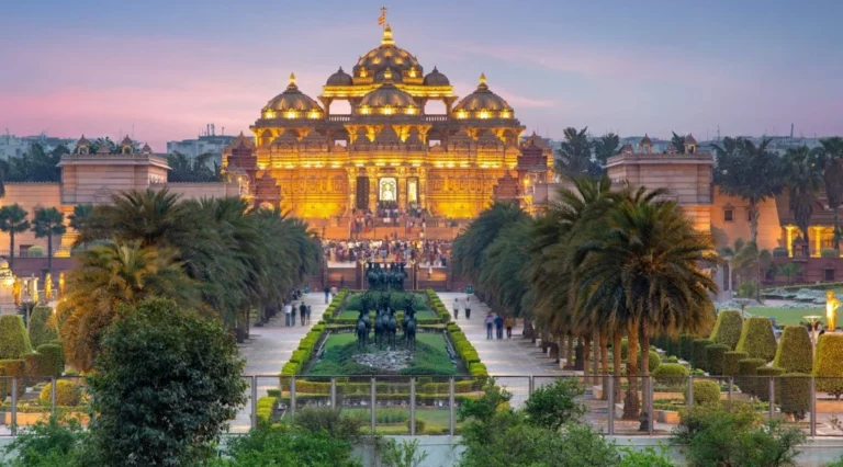 Akshardham Temple Tour Package