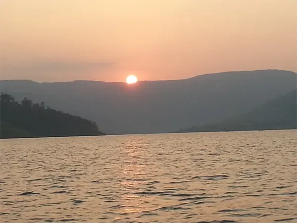 Bamnoli village sunset