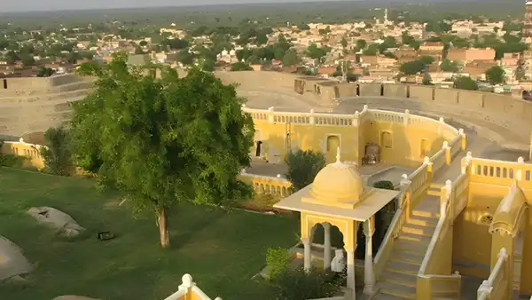 Laxmangarh Fort